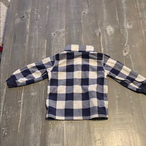 Sweaters - Picture 7 of 8